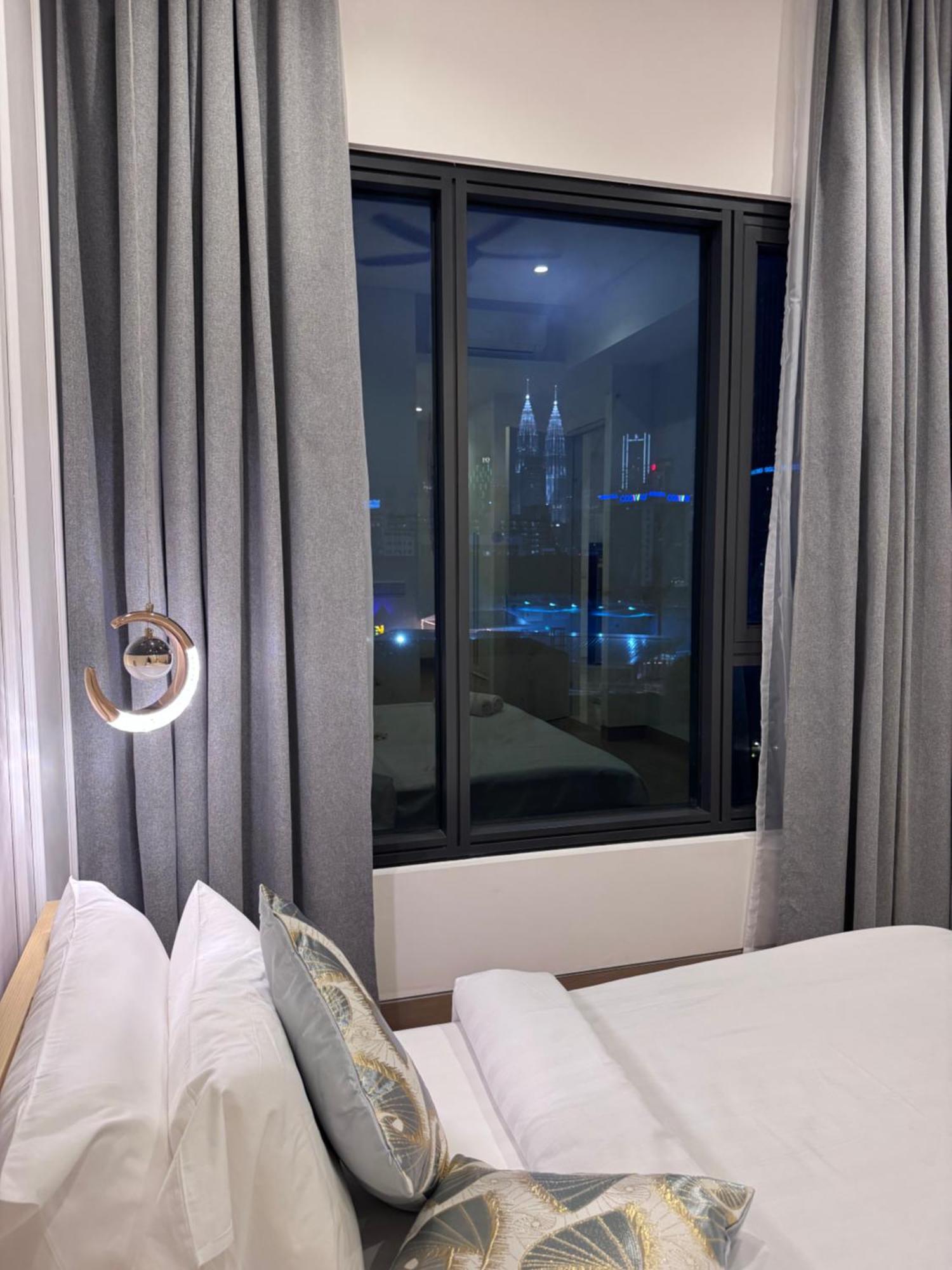 Infinity Pool Suite Bukit Bintang Lalaport Bbcc 쿠알라룸푸르 외부 사진
