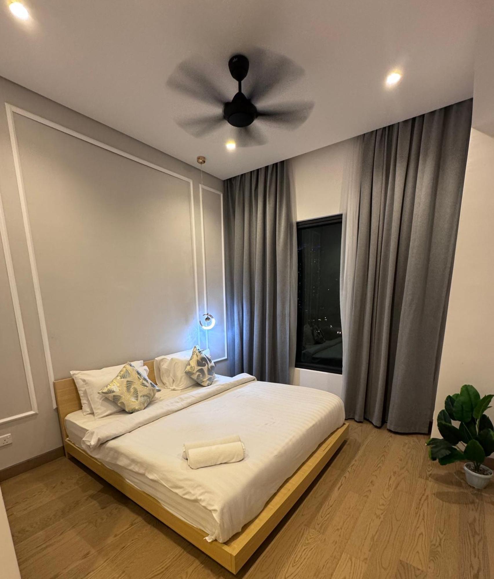 Infinity Pool Suite Bukit Bintang Lalaport Bbcc 쿠알라룸푸르 외부 사진