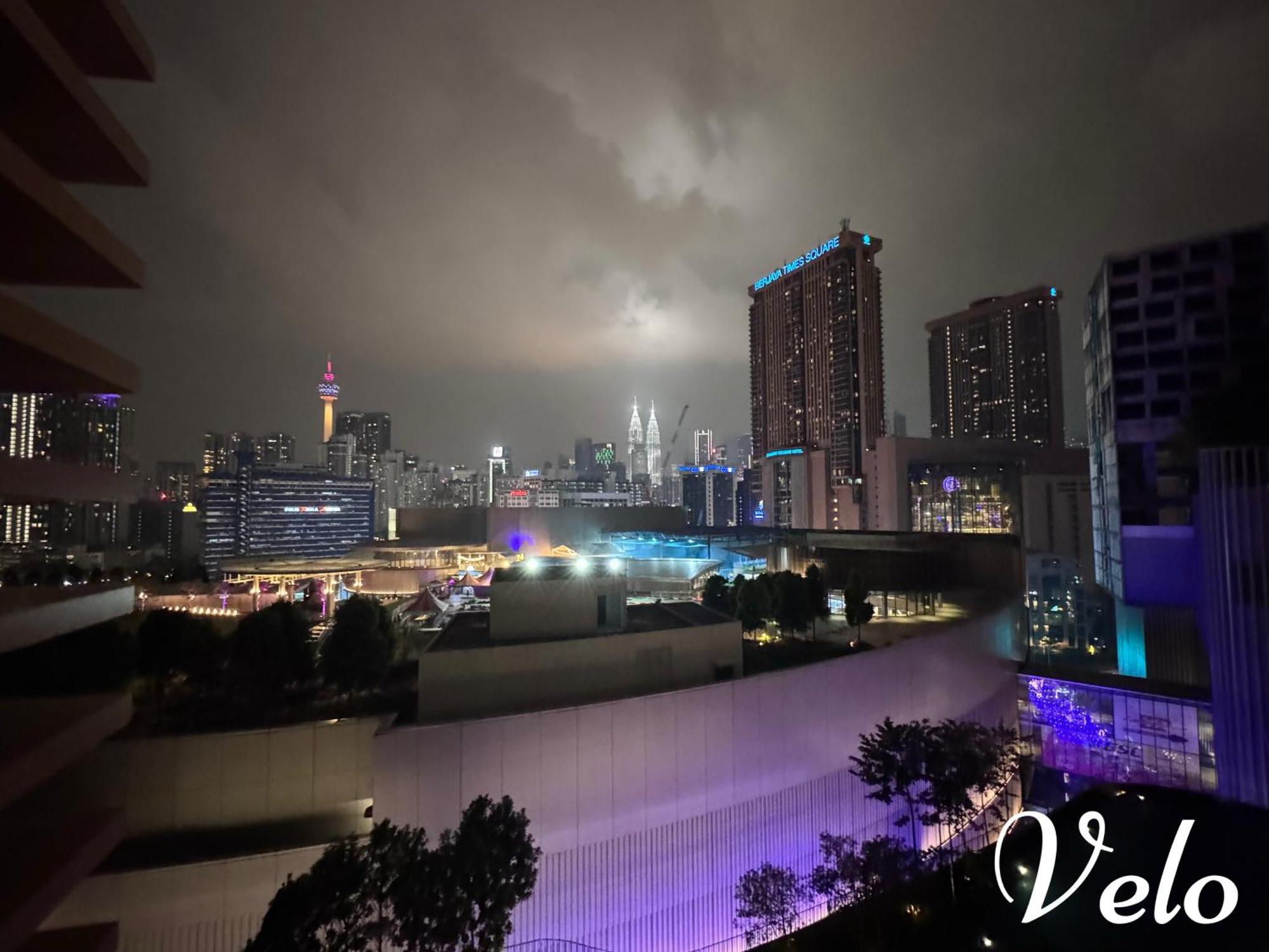 Infinity Pool Suite Bukit Bintang Lalaport Bbcc 쿠알라룸푸르 외부 사진