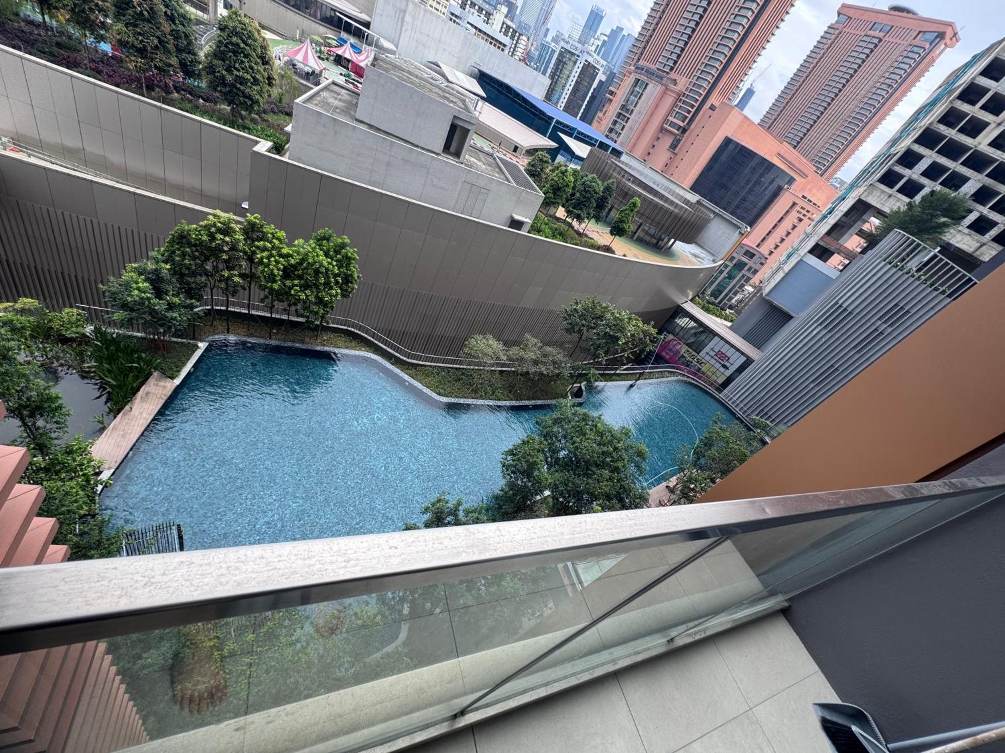 Infinity Pool Suite Bukit Bintang Lalaport Bbcc 쿠알라룸푸르 외부 사진